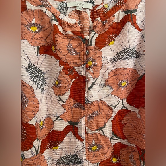 Floral top - Picture 2 of 3